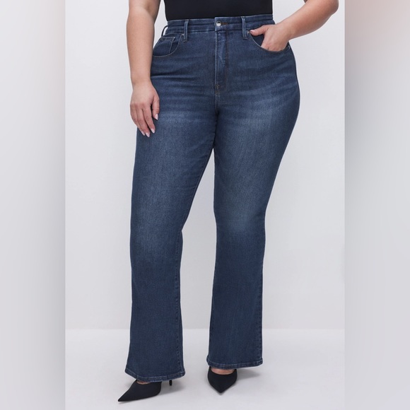 Good American Good Classic Bootcut Jean size 14 in Blue 811 - Picture 3 of 8